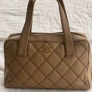 CHANEL Quilted Leather Shoulder Bag in Tan with Gold CC